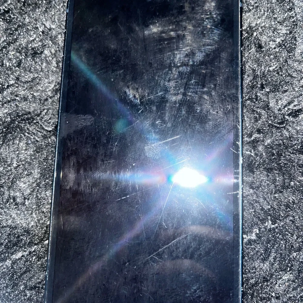 Apple iPhone 13 blue